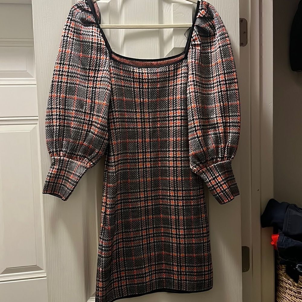 Zara NEW Dress - NWT - Plaid Black Res Super Cute Dress - Cuffed Sleeve